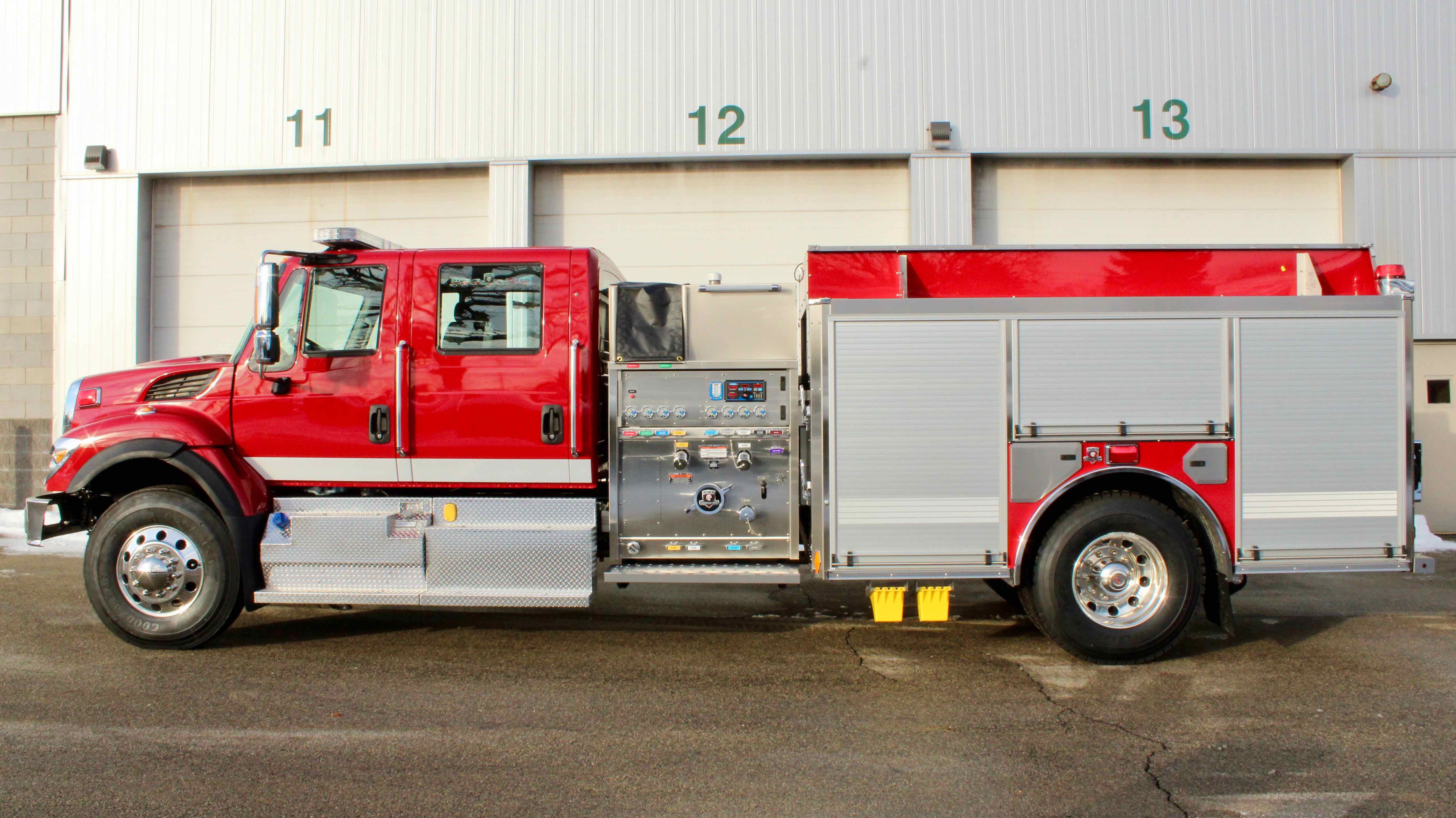 Township of Tiny Fire Department, CAN | HME Ahrens-Fox